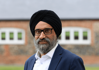 Balkar Bains headshot